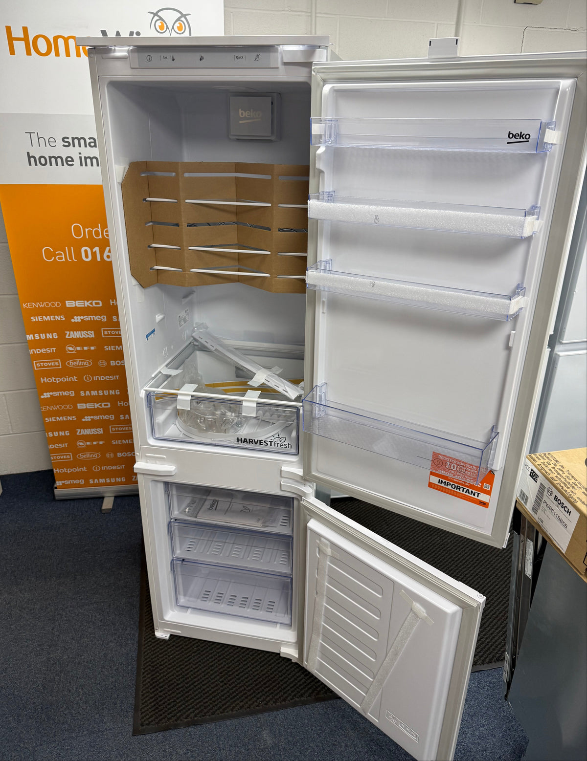Beko BCFD4V73 (22) 70/30 Frost Free HarvestFresh™ Integrated Fridge Freezer with Sliding Hinge - E Rated - (Ex Display) - HW182722