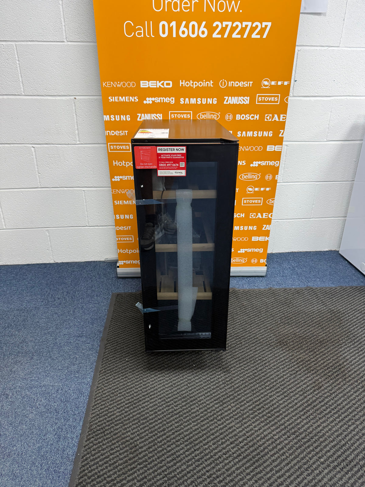 Matrix MWC300BL (97) 30cm Built Under 20 Bottle Wine Cooler in Black - (Ex Display) - HW182797