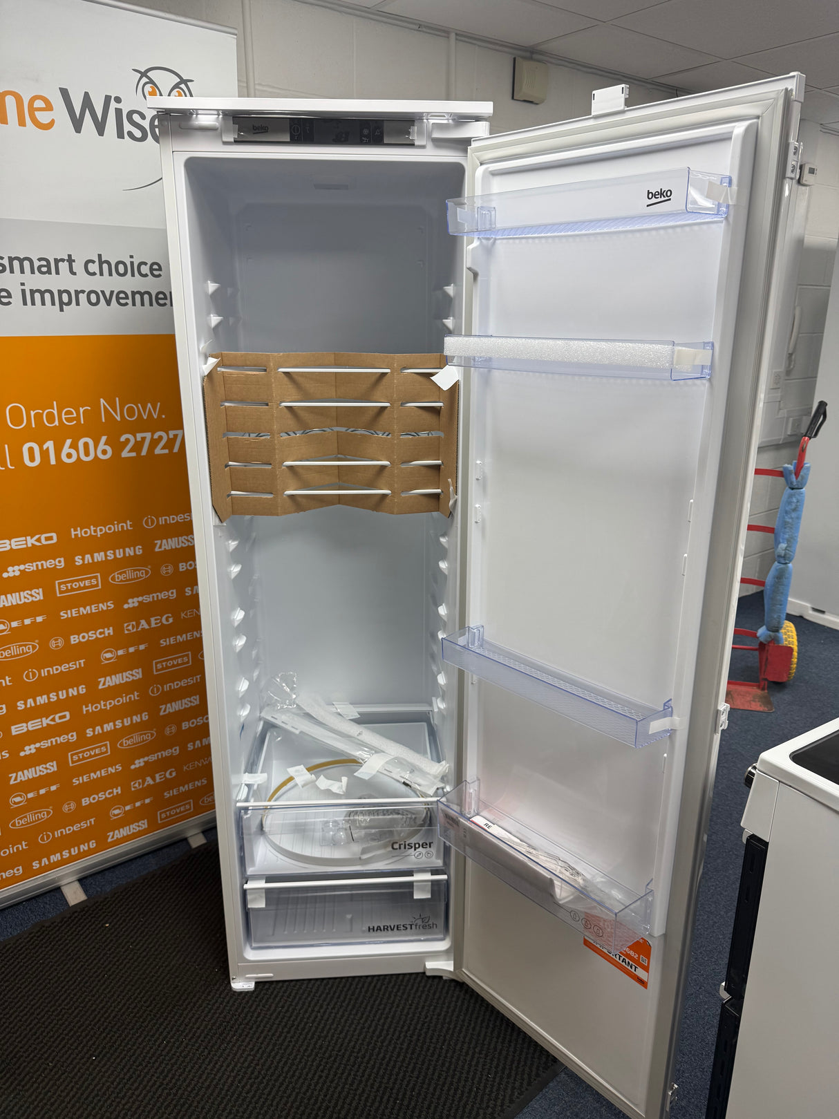 Beko BLSD4V577 (16) Built In HarvestFresh™ Tall Larder Fridge - 309 Litres - E Rated - (Ex Display) - HW182516