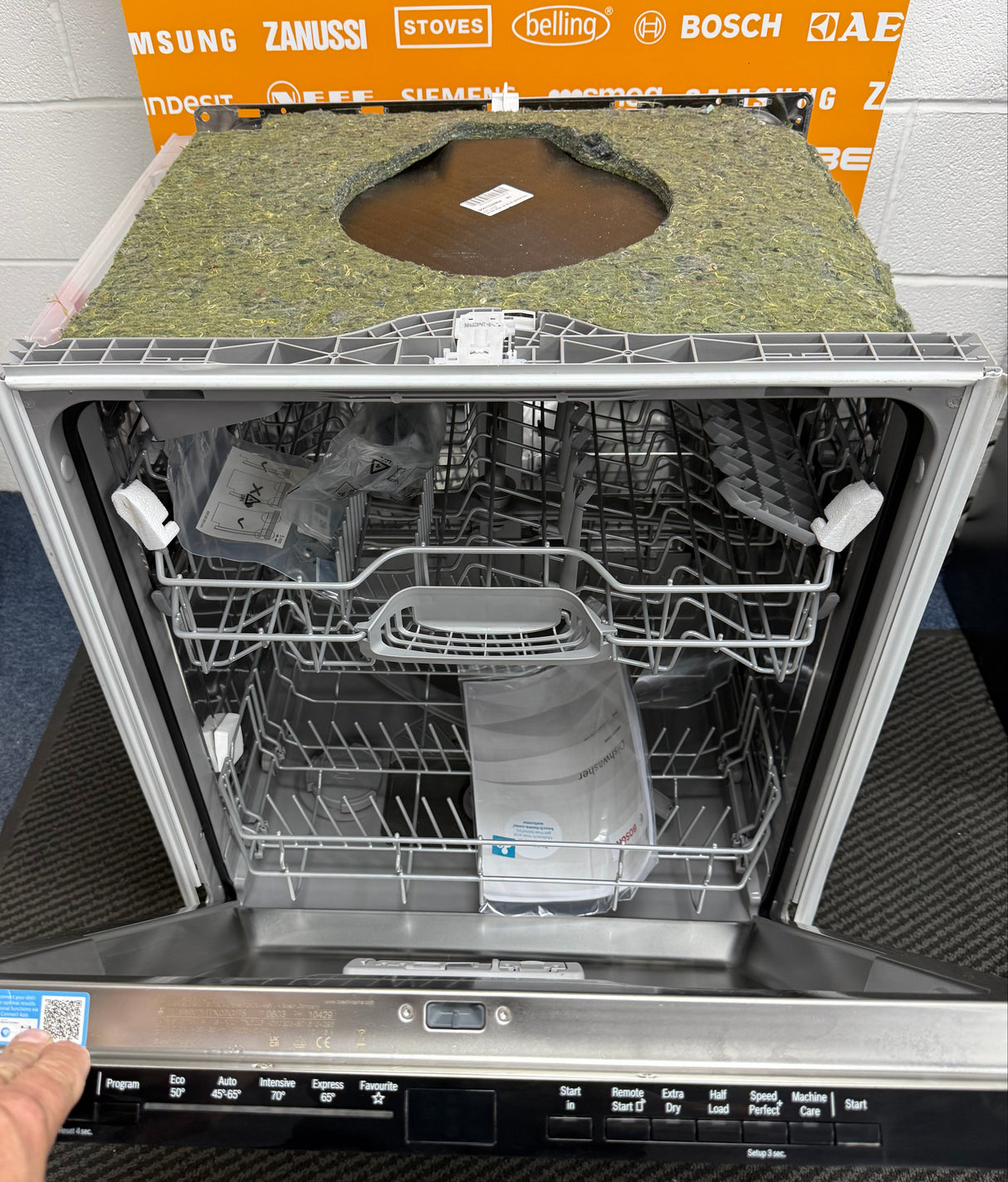 Bosch Series 2 SMV2HTX02G (67) 60cm Fully Integrated Dishwasher with Wi-Fi Enabled Home Connect - D Rated - (Ex Display) - HW182467