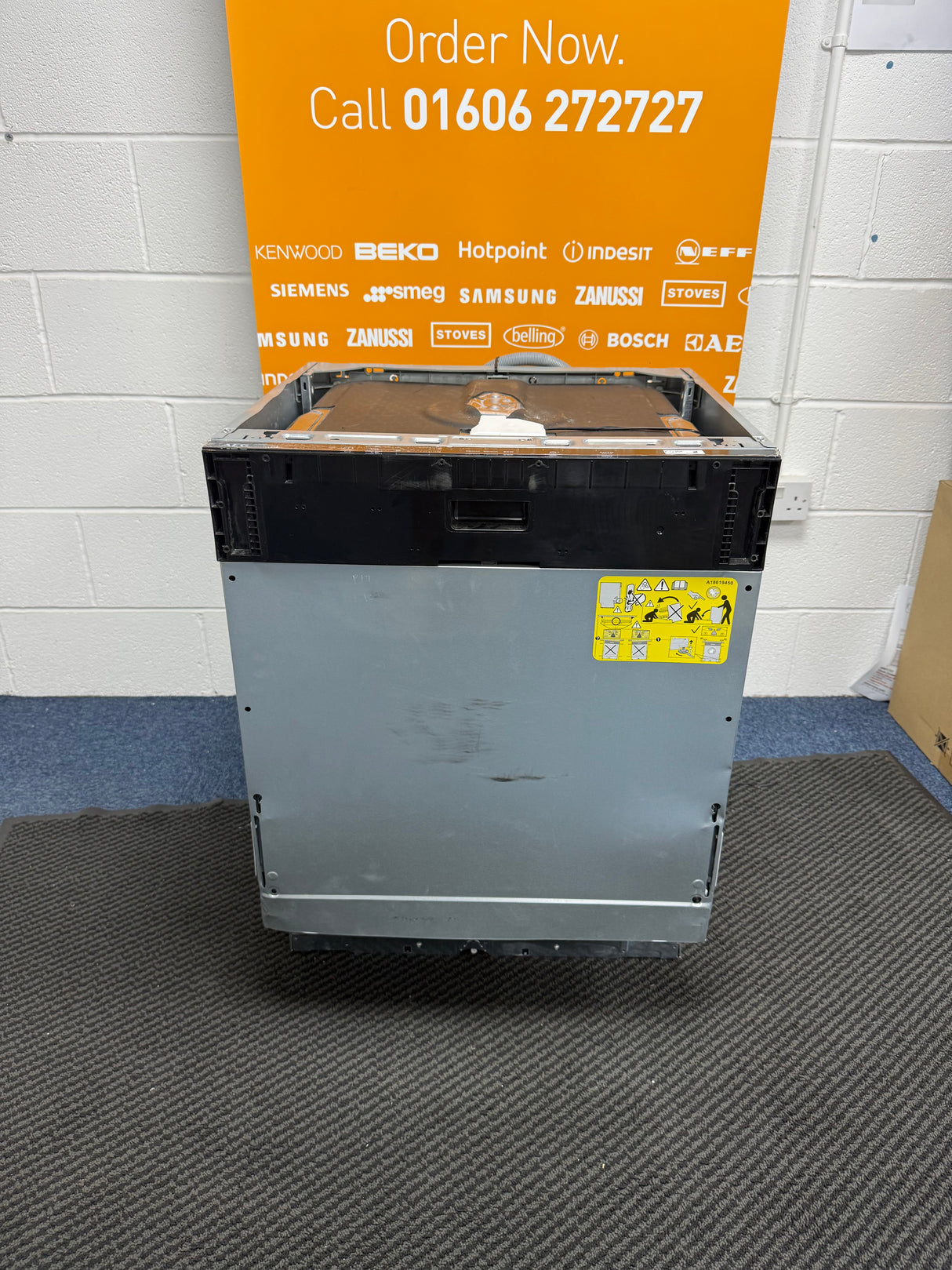AEG FSB42607Z (24) Air Dry 3000 Fully Integrated Built In Dishwasher - Black Control Panel with Sliding Door Fixing Kit - (Ex Display) - HW182524 - MANAGERS SPECIAL PRICE £287.20