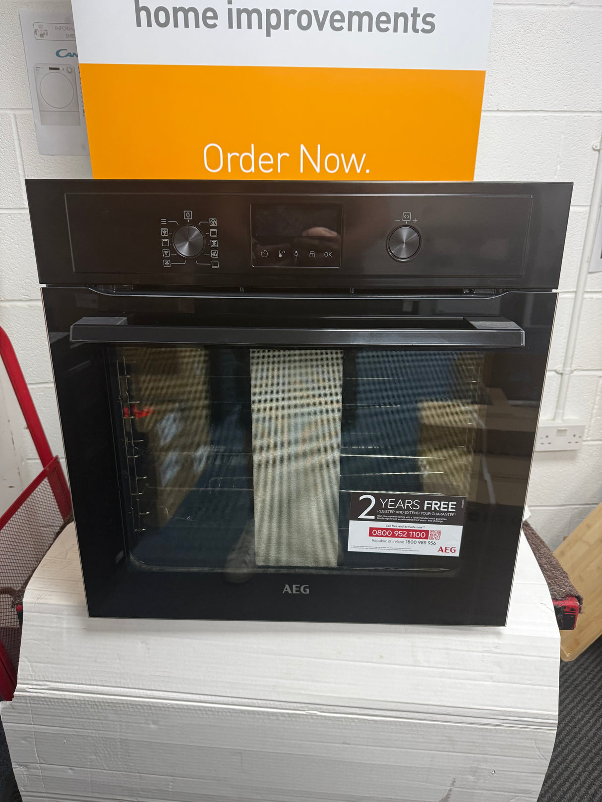 AEG BPX535061B (20) Built-In Electric Single Oven with Pyrolytic Self Cleaning in Black - A Rated - Ex display HW182320