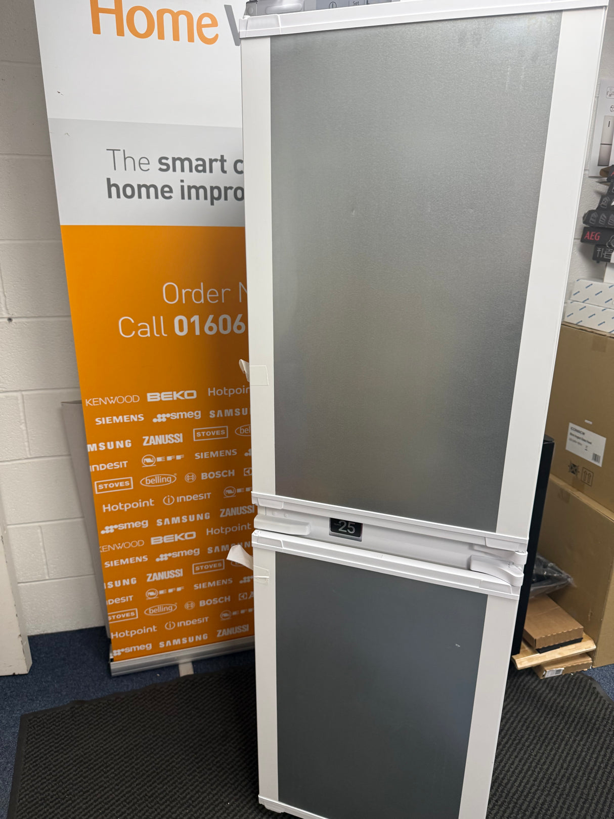 Beko BCFD4V50 (10) 50/50 Frost Free HarvestFresh™ Integrated Fridge Freezer with Sliding Hinge - E Rated - (Ex Display) - HW182510