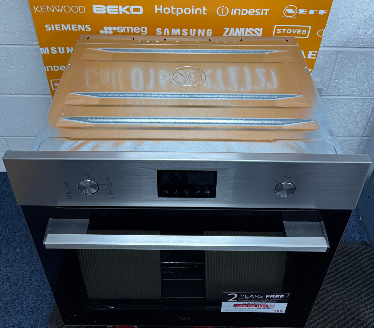 AEG Series 6000 OS6AB50AM (02) Sense Cook Aqua Clean Built-in Single Oven in Stainless Steel - A+ Rated - (Ex Display) - HW182602