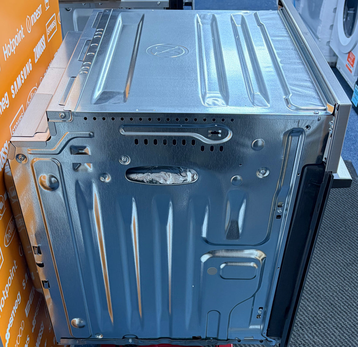 AEG Series 6000 OS6AB50AM (02) Sense Cook Aqua Clean Built-in Single Oven in Stainless Steel - A+ Rated - (Ex Display) - HW182602