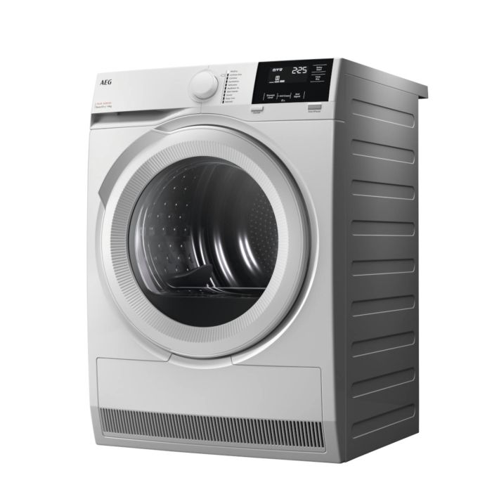 AEG TR718L2B 7000 8KG SensiDry® Heat Pump Tumble Dryer in White - A++ Rated Stock Photo Front Angled