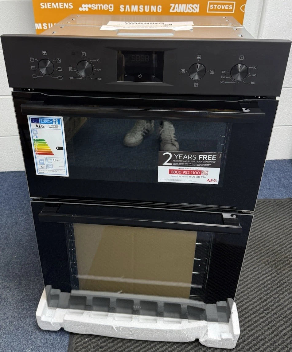 AEG 6000 OU5NP20B (42) SurroundCook Clean Enamel Built-in Double Oven with Matt Black Control Panel - A/A Rated - (Ex Display) - HW182642