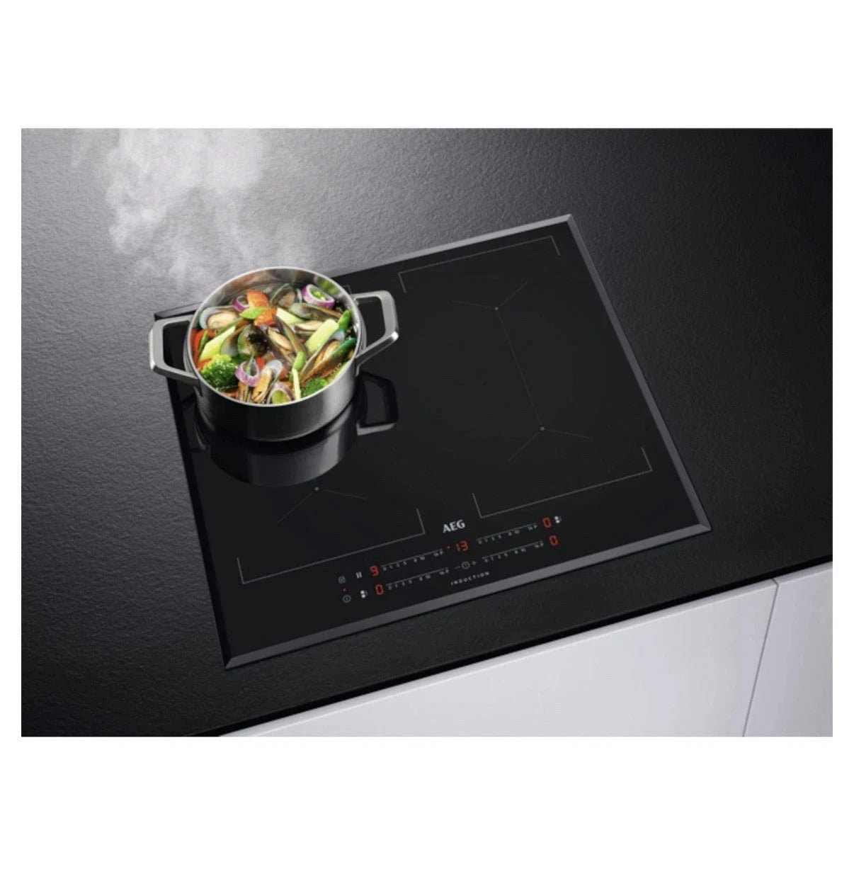 AEG IKE64450FB 60cm 4-Zone Induction Hob with Multibridge Surface - (Tatty Box) - HW181829-01