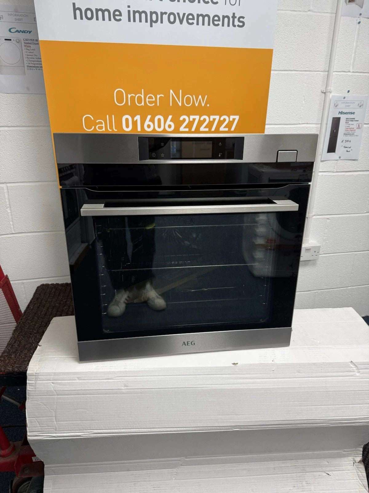 AEG 7000 BSK772380M SteamCrisp Built-In Single Oven with Pyrolytic Self Cleaning in Stainless Steel - A+ Rated (Blemished) - HW181820