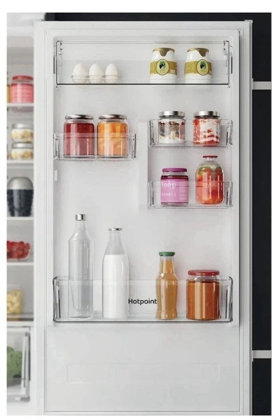 Hotpoint HTC18 T322 UK 70/30 (60) No Frost Integrated Fridge Freezer with Sliding Hinge - E Rated - HW182660