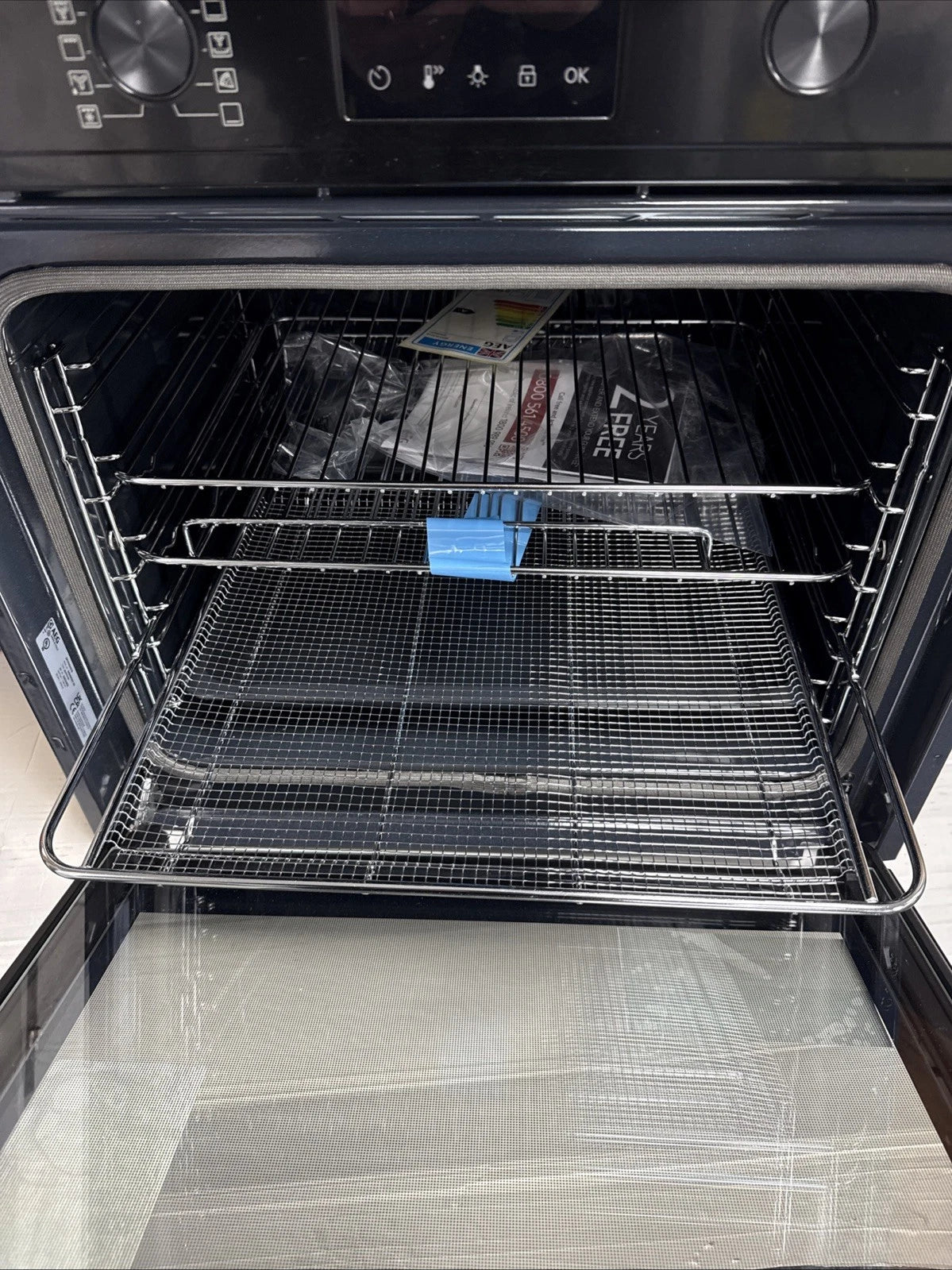 AEG BPX535A61B (22) 3000 Built-in Single Electric Oven with AirFry and Pyrolytic Self Cleaning - A+ Rated - (Ex Display) - HW182563