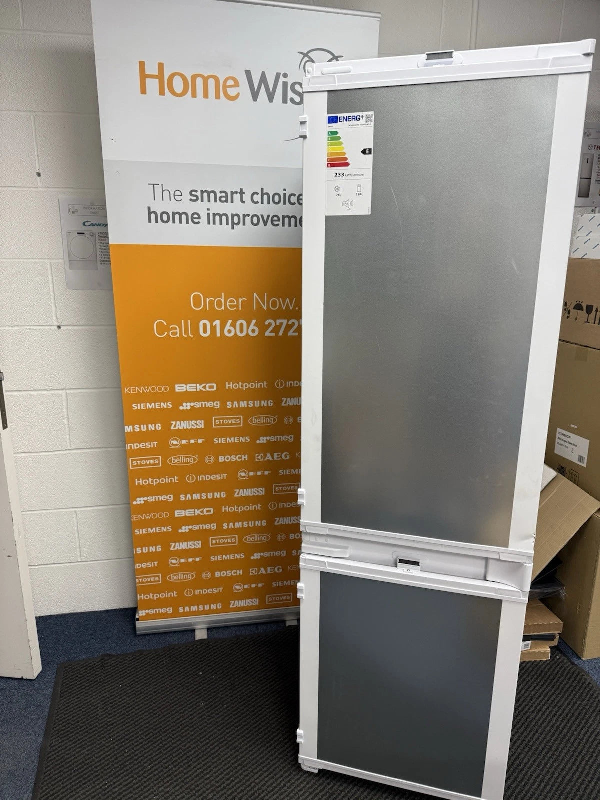 Beko BCNAD473V (65) 70/30 Integrated AeroFlow™ Fridge Freezer with HarvestFresh™ - (Blemished) - HW182365