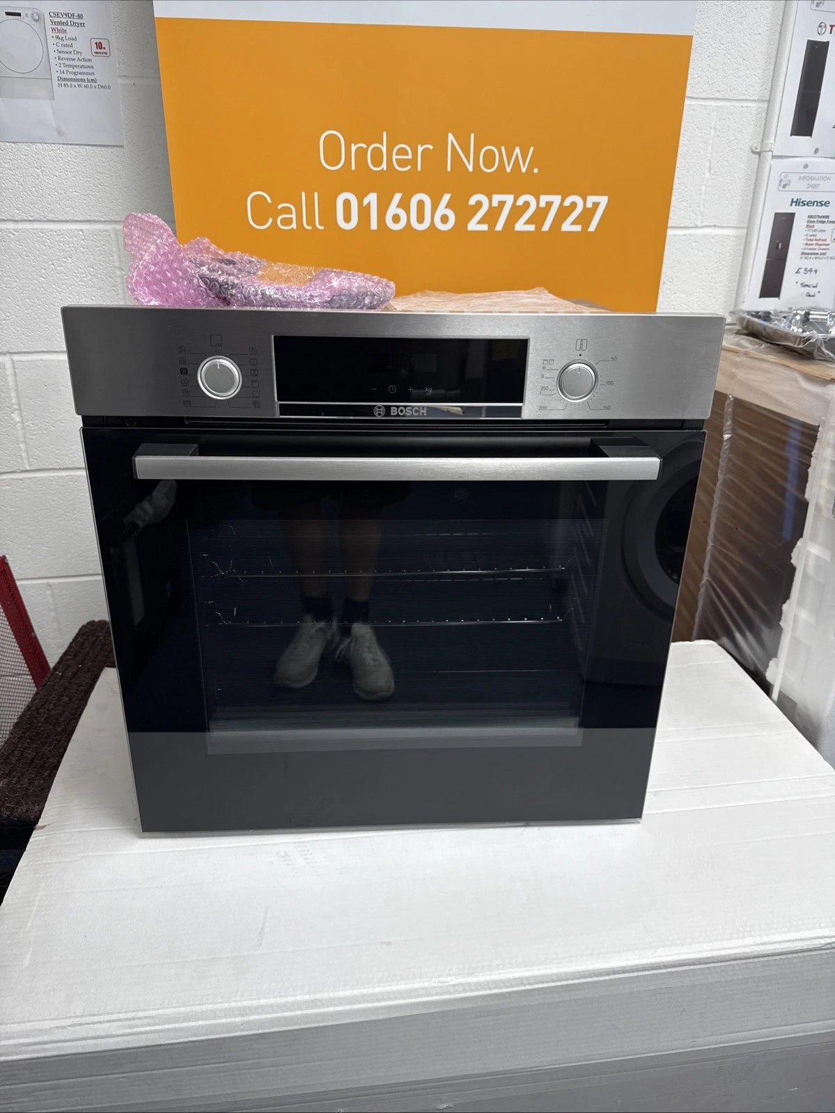 Bosch Series 4 HQA574BS3B (14) Electric Single Oven with Pyrolytic Self Cleaning in Stainless Steel - (Graded) - HW181914