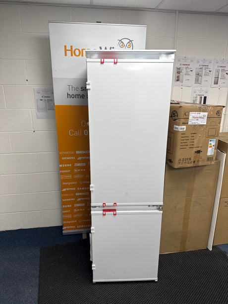 AEG 6000 TwinTech® OSC6N181ES (09) 177cm 70/30 Integrated Fridge Freezer with Sliding Door Hinge in White - E Rated - (Graded Dented) - HW182109