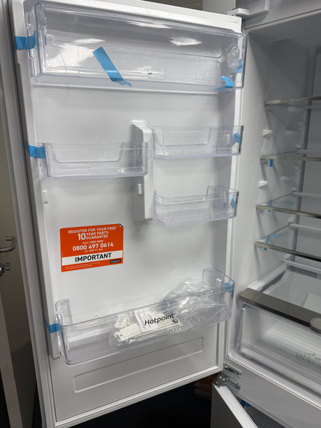 Hotpoint HTC18 T112 UK 70/30 (31) No Frost Integrated Fridge Freezer with Sliding Hinge - E Rated -GRADED BLEMISHED  HW181976