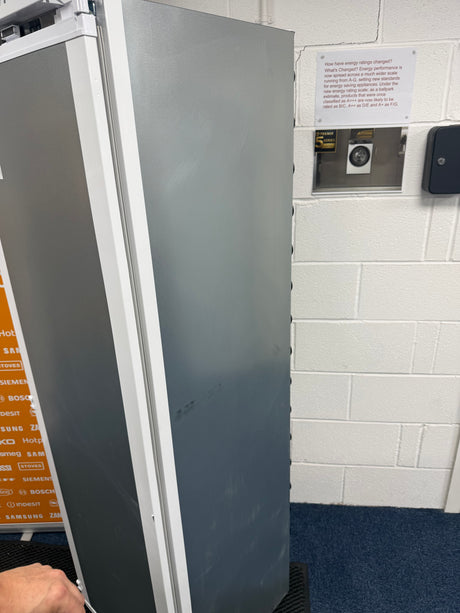 Beko BLSD4V577 (75) Built In HarvestFresh™ Tall Larder Fridge - 309 Litres - E Rated - (Ex Display) - HW182575
