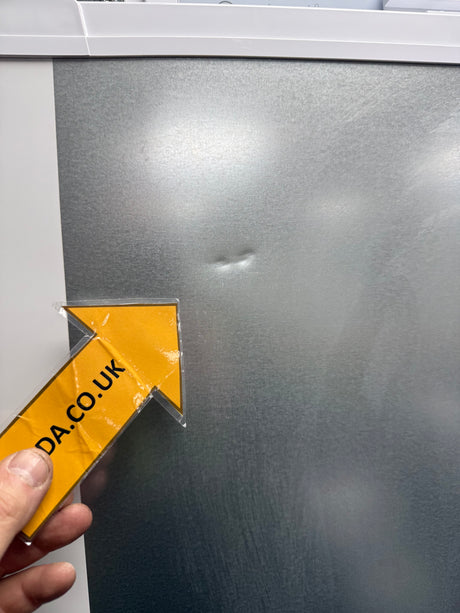 Beko BCFD4V73 (63) 70/30 Frost Free HarvestFresh™ Integrated Fridge Freezer with Sliding Hinge - E Rated - (Ex Display) - HW182163