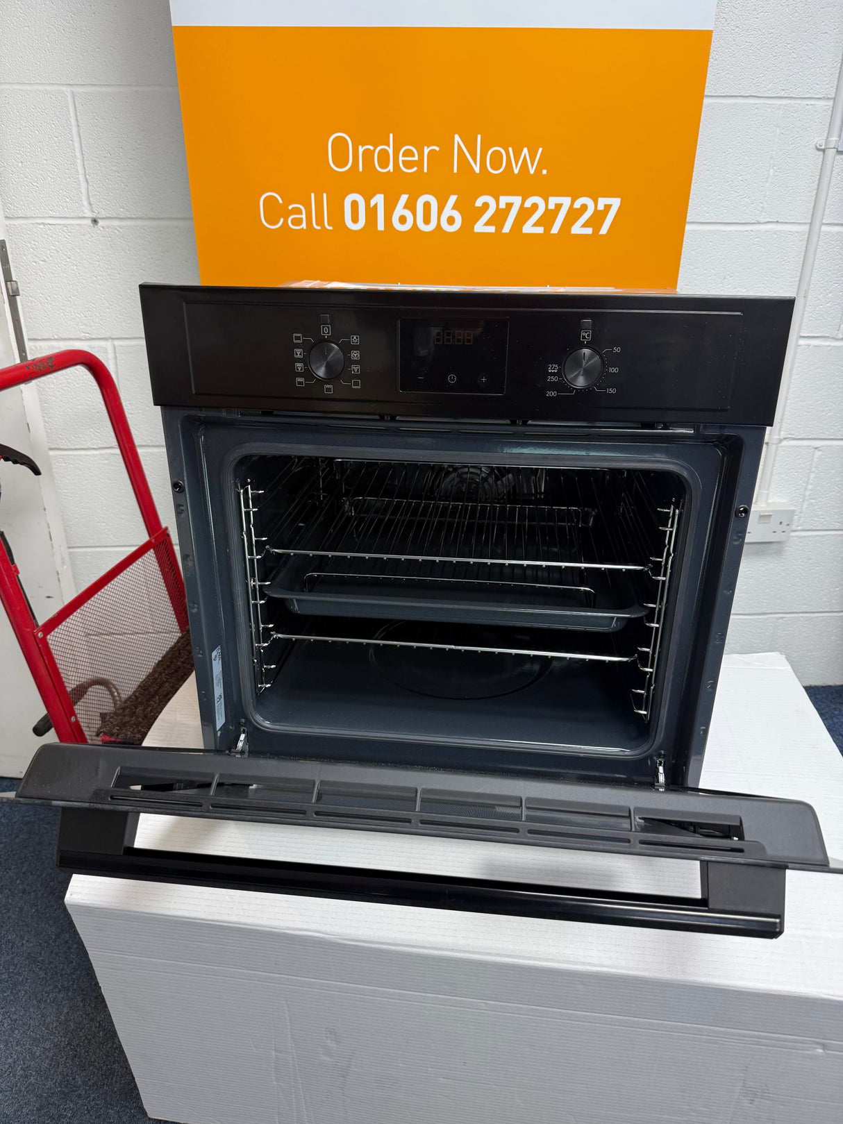 AEG BEX335011B (17) 3000 Series Surround Cook Built-in Electric Single oven (BLEMISHED) HW182617