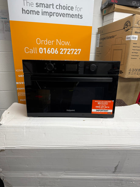 Hotpoint HPD 254CR BUK (59) 1000W 31 Litre Built-in Microwave and Grill in Black - (Ex Display) - HW182159