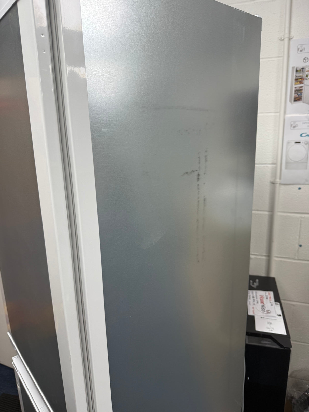 Beko BCFD4V50 (10) 50/50 Frost Free HarvestFresh™ Integrated Fridge Freezer with Sliding Hinge - E Rated - (Ex Display) - HW182510