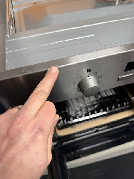 AEG BSX23101XM (38) 6000 Series SurroundCook Electric Single Oven - Stainless Steel - A Rated - 13 Amp Plug - HW182093