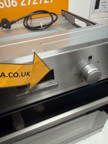 AEG BSX23101XM (36) 6000 Series SurroundCook Electric Single Oven - Stainless Steel - A Rated - 13 Amp Plug - (Blemished) - HW182336