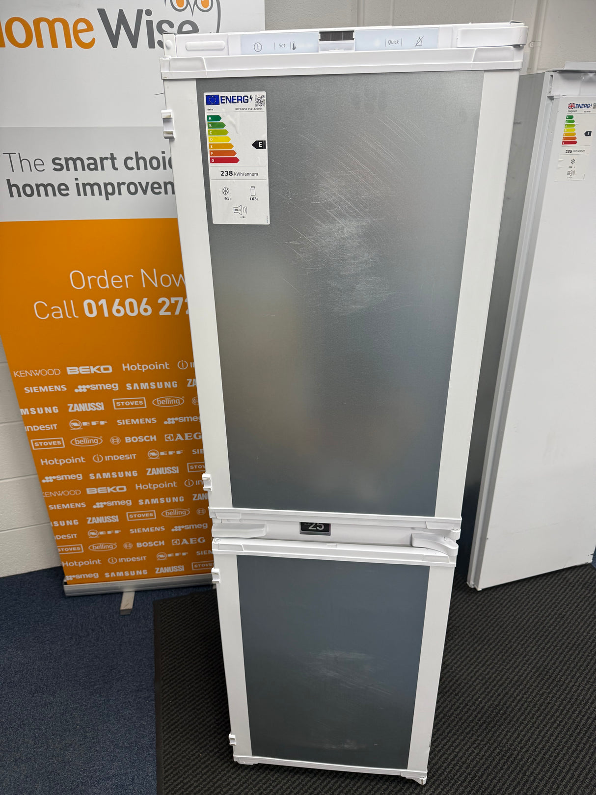 Beko BCFD4V50 (00) 50/50 Frost Free HarvestFresh™ Integrated Fridge Freezer with Sliding Hinge - E Rated - (Ex Display) - HW182600