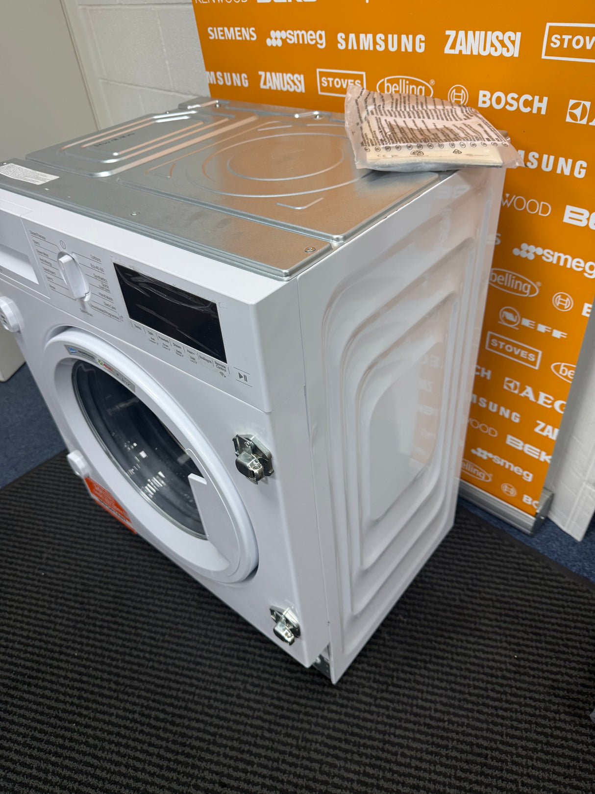 Beko WTIK94121F (38) Integrated 9KG 1400 Spin Washing Machine in White - A Rated - (Ex Display Dented) - HW181810