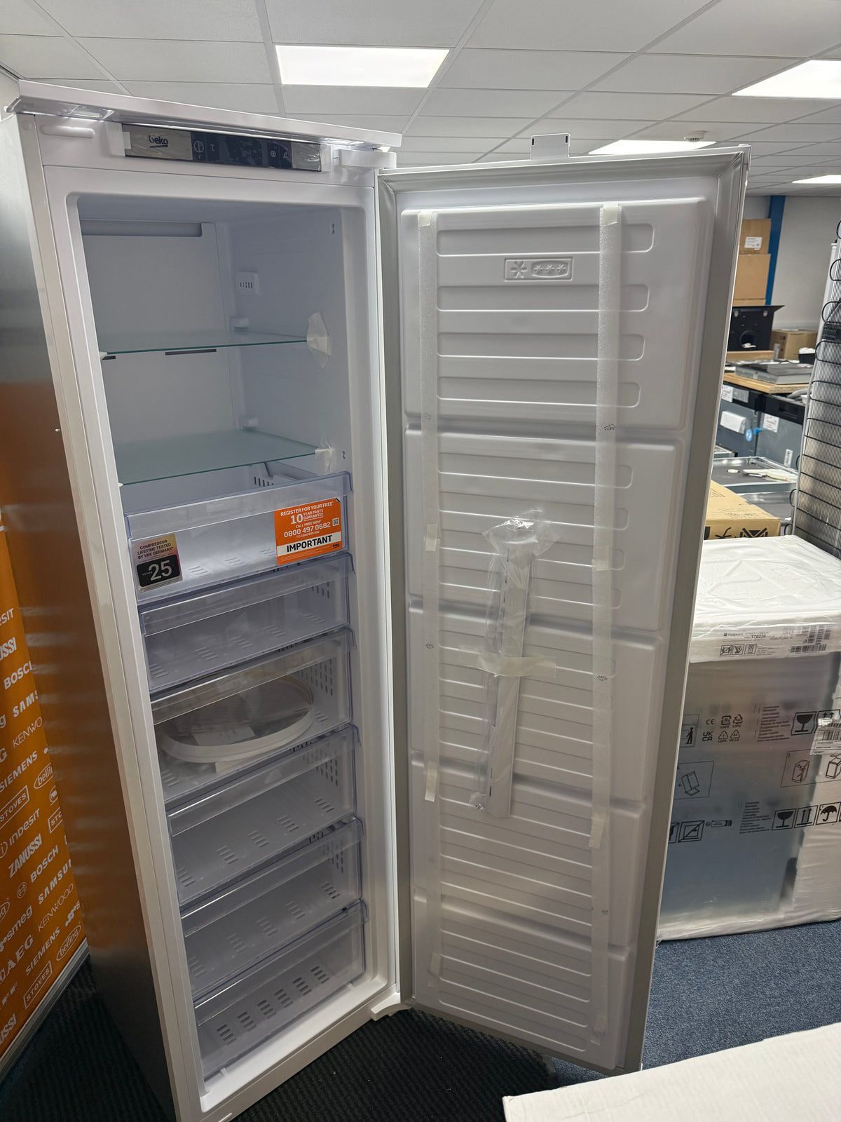 Beko BFFD4577 (59)178cm Integrated Frost Free 220L Tall Upright Freezer with Sliding Hinge - E Rated - (Ex display ) - HW182759
