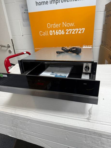 Bosch BIC630NS1B (34) 14cm Warming Drawer in Black & Stainless Steel - (Ex Display) - HW182134