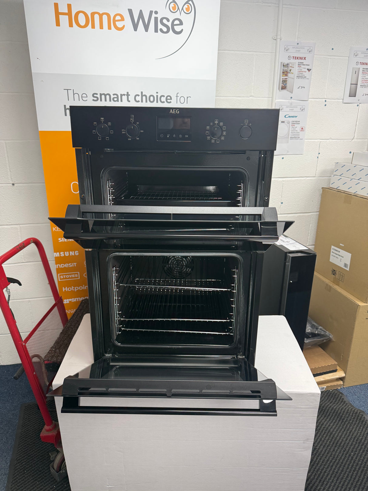 AEG 6000 DCB535060B (60) SurroundCook Electric Double Built-in Oven in Black - A/A Rated - (Ex Display) - HW182460