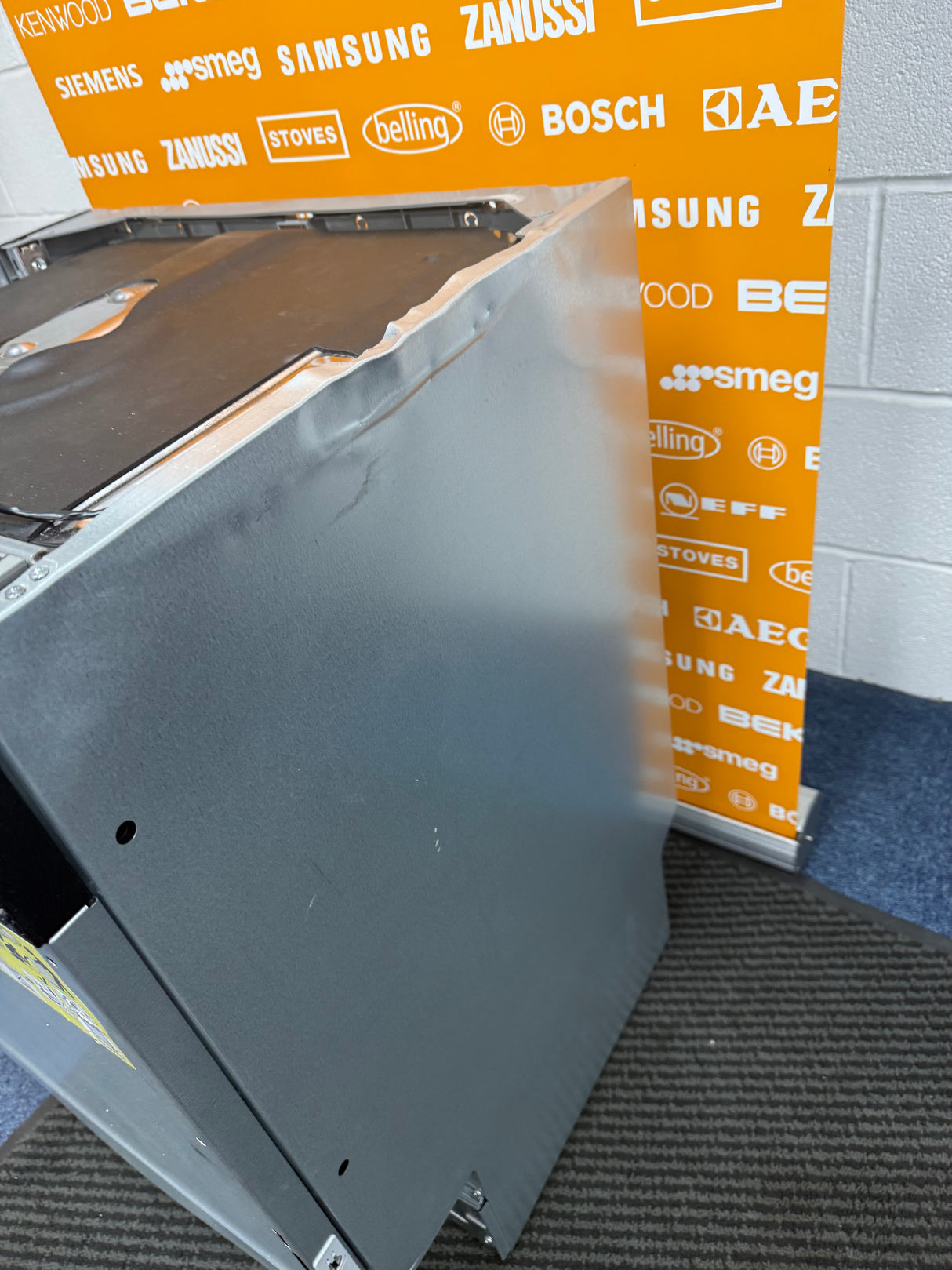 AEG GI5200D1SN (71) 5000 Series AirDry Fully Integrated Dishwasher - D Rated - (Ex Display) - HW182671
