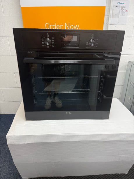 AEG BEX335011B (07) 3000 Series Surround Cook Built-in Electric Single (blemished) HW182707