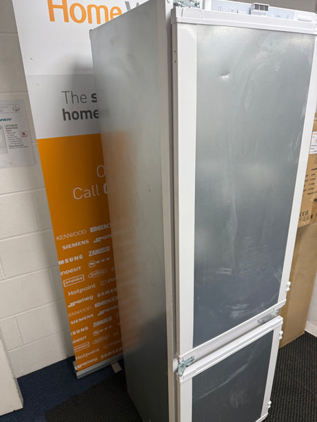 Beko BCFD4V73 (63) 70/30 Frost Free HarvestFresh™ Integrated Fridge Freezer with Sliding Hinge - E Rated - (Ex Display) - HW182163