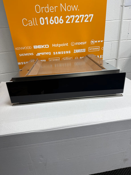Hotpoint WD 914 NB (13) 14cm Warming Drawer with black Glass - 16 Litre Capacity - (EX Display ) - HW182436
