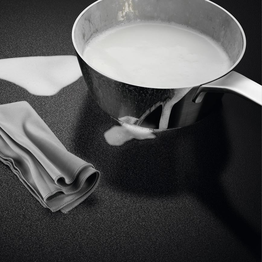 AEG NIK85M00AZ 6000 80cm MultiBridge Induction Hob SaphirMatt® - (Tatty Box) - HW182017