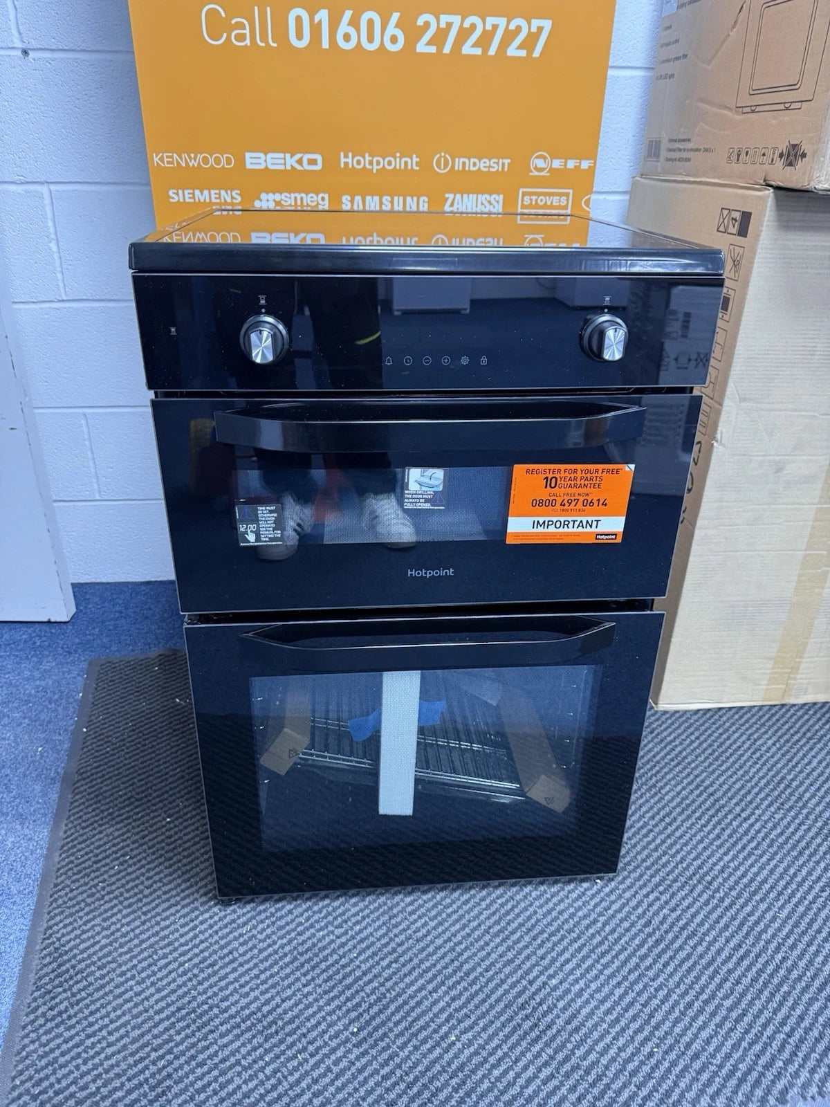 Hotpoint HDE6IDC2B1 (92) Freestanding Electric Cooker with Induction Hob and Double Oven in Black - A/A Rated  - (Ex Display) - HW182092