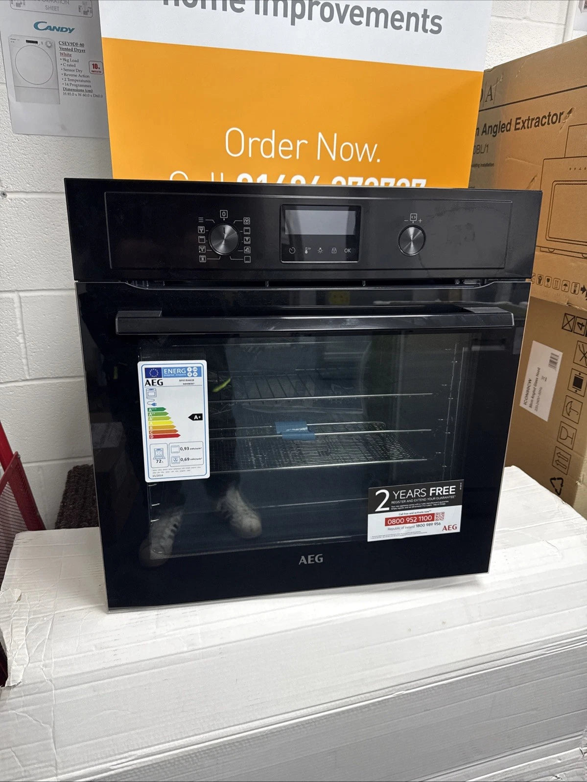 AEG  BPX535A61B (22) 3000 Built-in Single Electric Oven with AirFry and Pyrolytic Self Cleaning - A+ Rated - (Ex Display) - HW182563