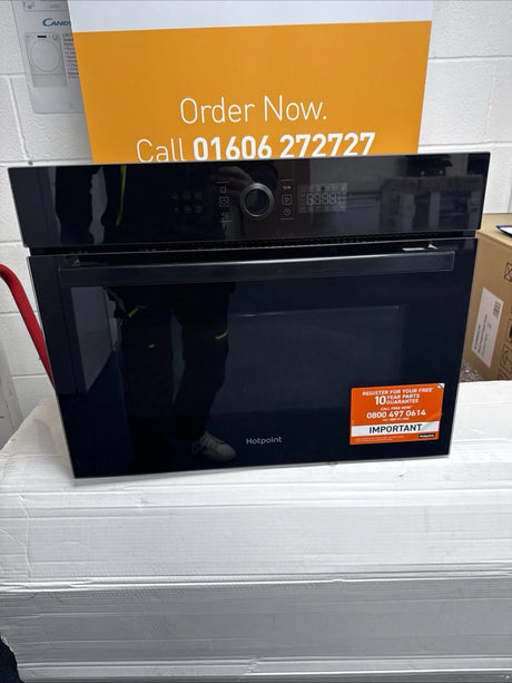 Hotpoint HMW47DHMBUK (85) 900w Built-in Microwave Oven with Grill in Black - (Ex Display) - HW182185