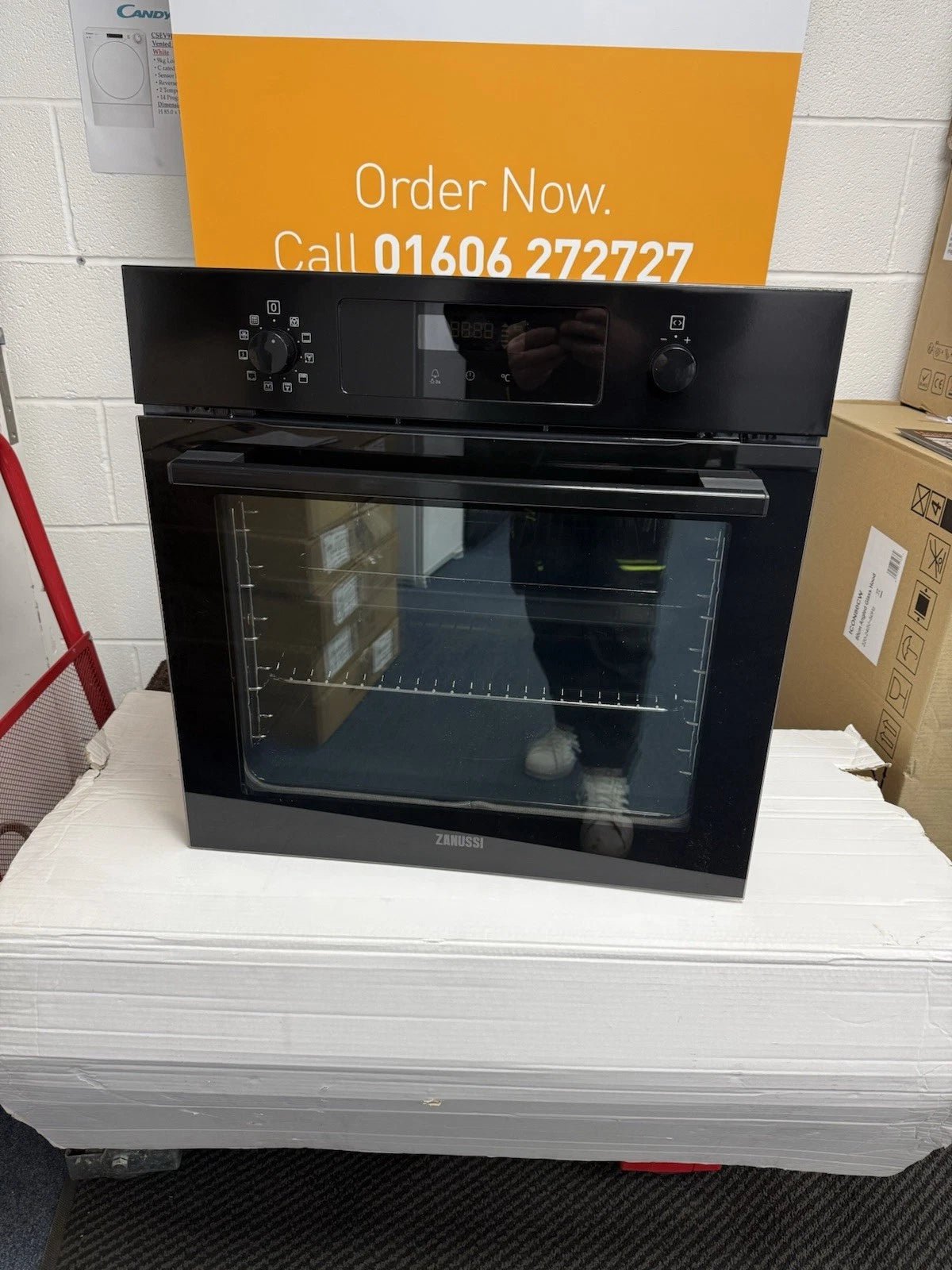 Zanussi ZOPNX6K2 (31) Built-in Electric Single Oven with Pyrolytic Self Cleaning in Black - A+ Rated - (Blemished) - HW181831