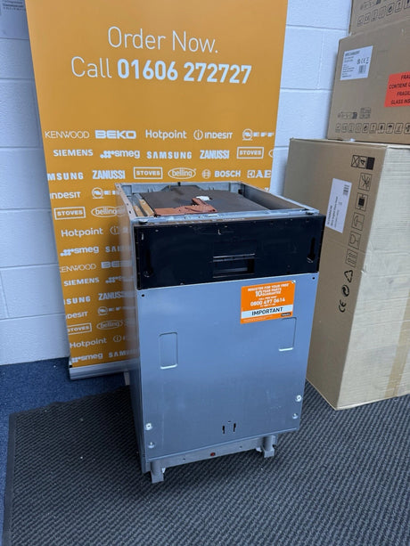 Hotpoint HP4ID11CS80UK (64) 45cm Slimline Integrated Dishwasher with 11 Place Settings - D Rated - (Ex Display) - HW182064