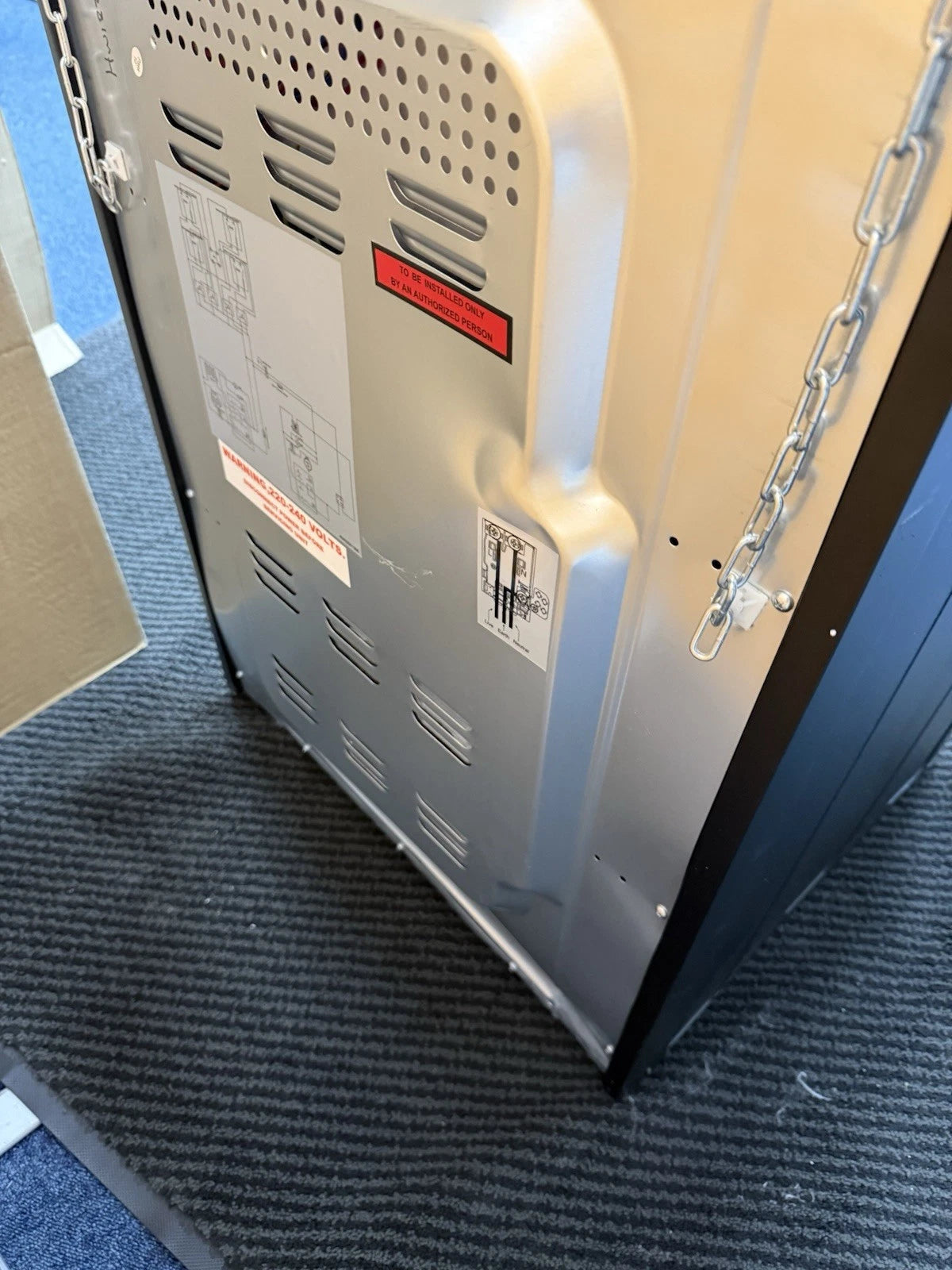 Hisense HDE3211BBUK (26) 60cm Electric Ceramic Cooker with Double Oven in Black - A+/A Rated - (Ex Display) - HW182126