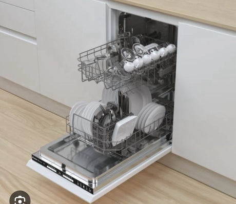 Neue Candy Built NDIH1L949 45cm Slimline 9-Place Settings Integrated Dishwasher with Black Control Panel - HW182116