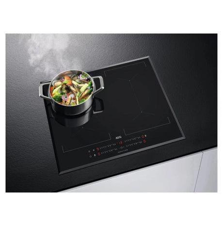 AEG IKE64450FB 60cm 4-Zone Induction Hob with Multibridge Surface - (Tatty Box) - HW181829-01