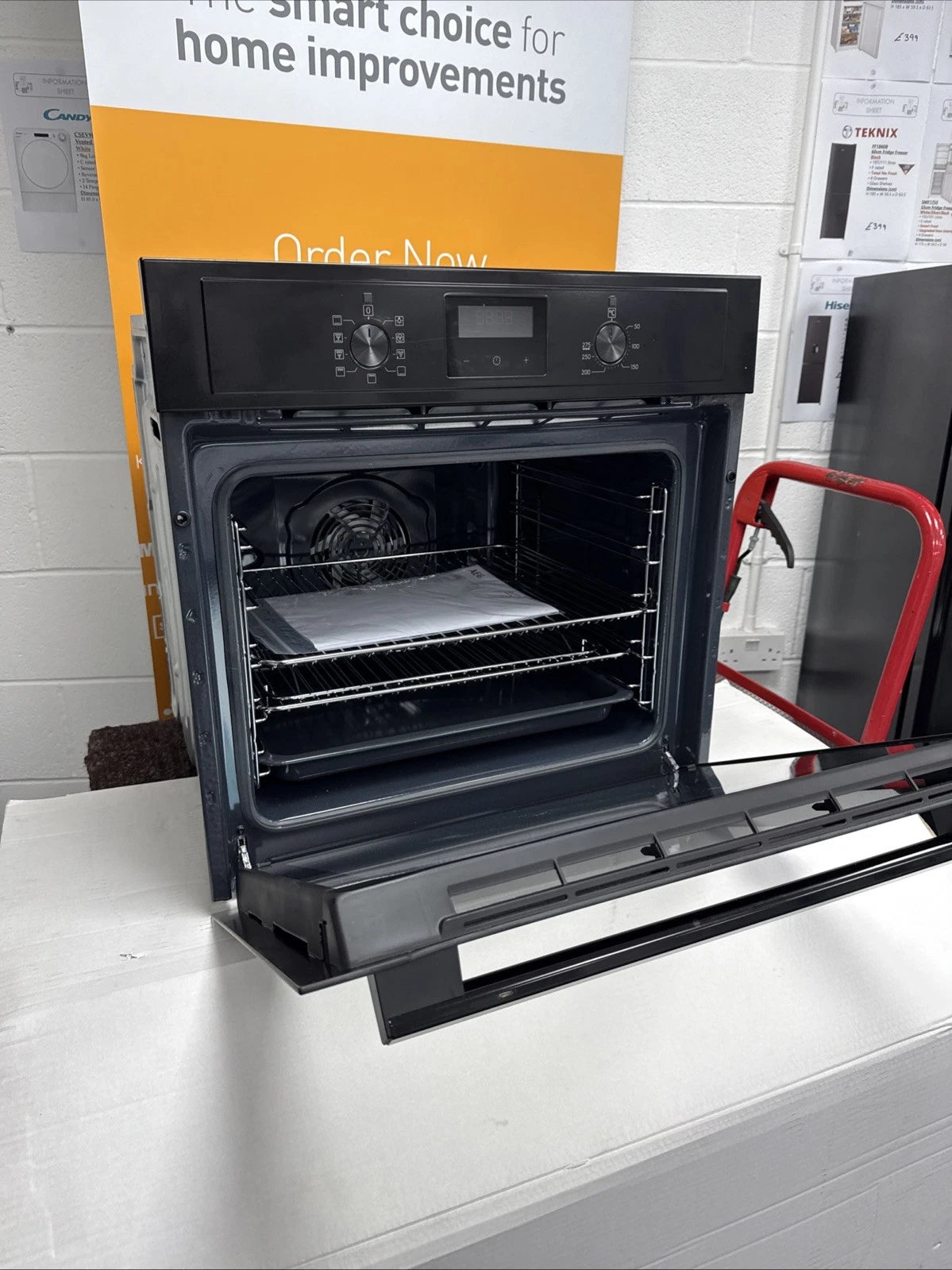 AEG  BEX335011B (25) 3000 Series SurroundCook Built-in Electric Single Oven in Black - A Rated - (Ex Display) - HW182025