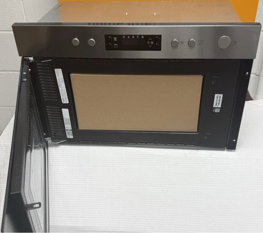 Hotpoint HPMK12CXUK (95) Built in 22 Litre Microwave and Grill in Stainless Steel - (Ex Display) - HW182595