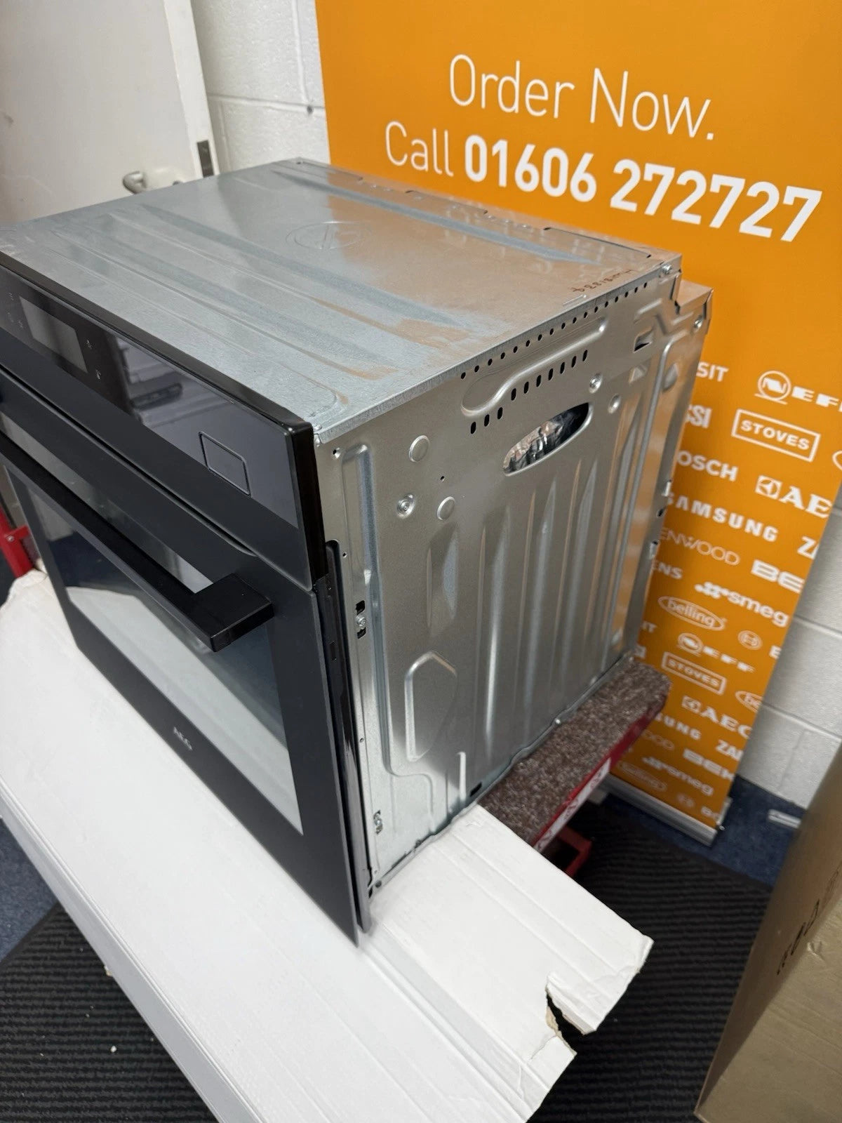 AEG BSK778380T 7000 SteamCrisp Pyrolytic Self Cleaning Built-In Single Oven in Matt Black - A++ Rated - HW181834