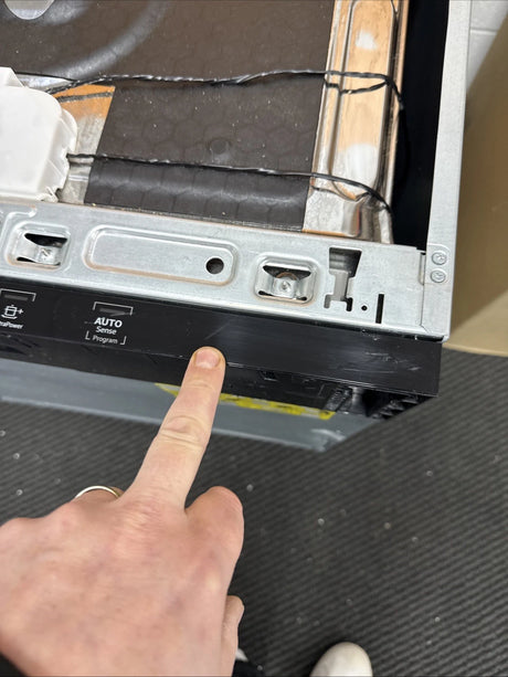 AEG FSB42607Z (56) Air Dry 3000 Fully Integrated Built In Dishwasher - Black Control Panel with Sliding Door Fixing Kit - (Ex Display Graded) - HW181956 - MANAGERS SPECIAL PRICE £287.20