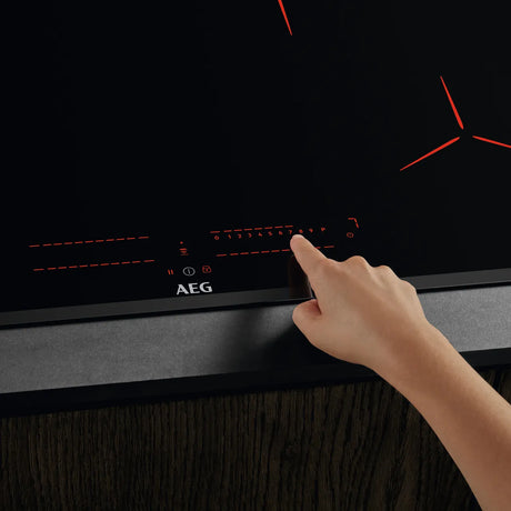 AEG IPE84531FB (01) 3000 78cm Induction Hob with MaxiSense® Pure Design - (Tatty Box) - HW182100-01