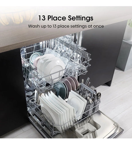 Hisense HS622E90WUK (39) 13 Place Settings Full Size Dishwasher in White - (Graded) - HW182039